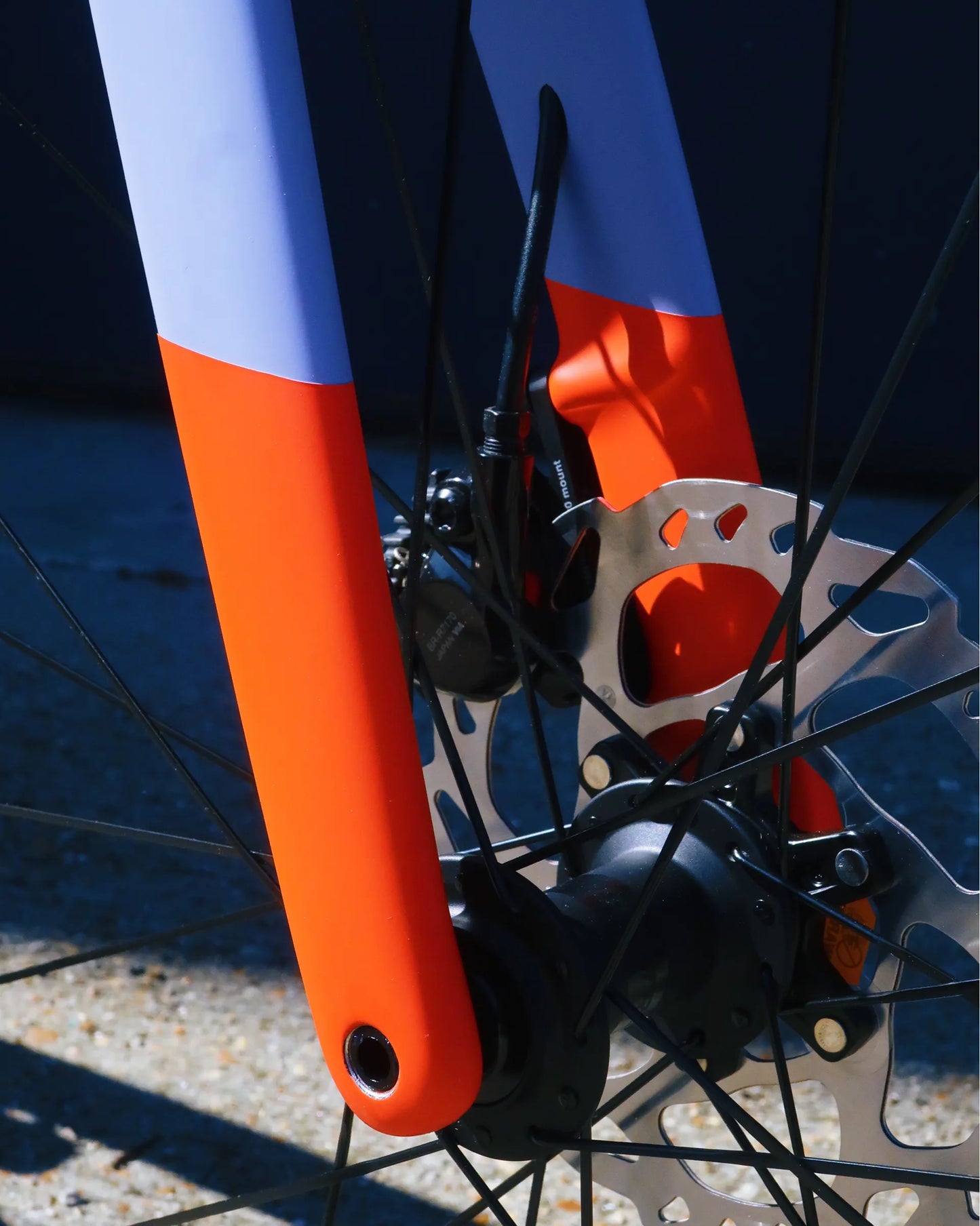 Trek Madone SL 6 Carbon Road Bike in Matte Lavender Haze Smoke